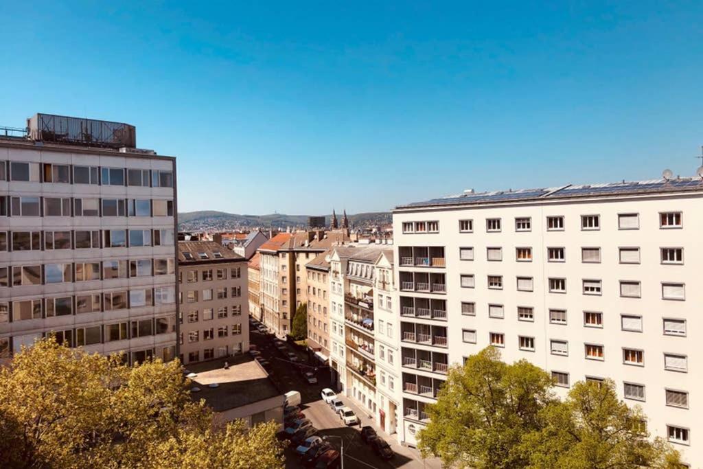 Mitten Im Achten. Zentrale Wohnung In Wien Exterior photo